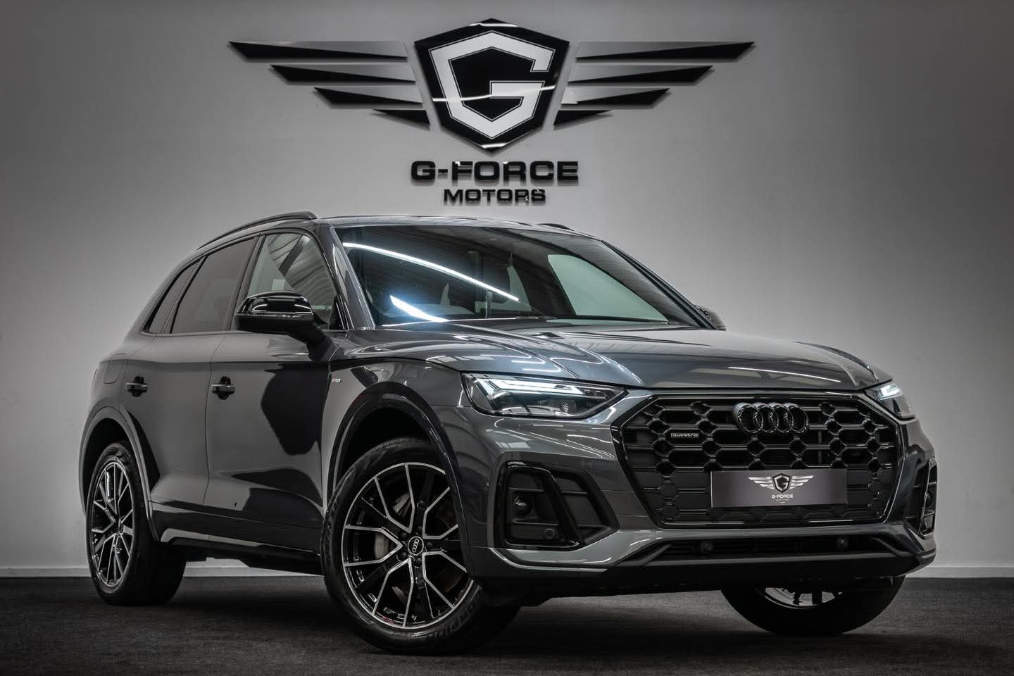 AUDI Q5,2.0 Tfsi 50, Black Edition